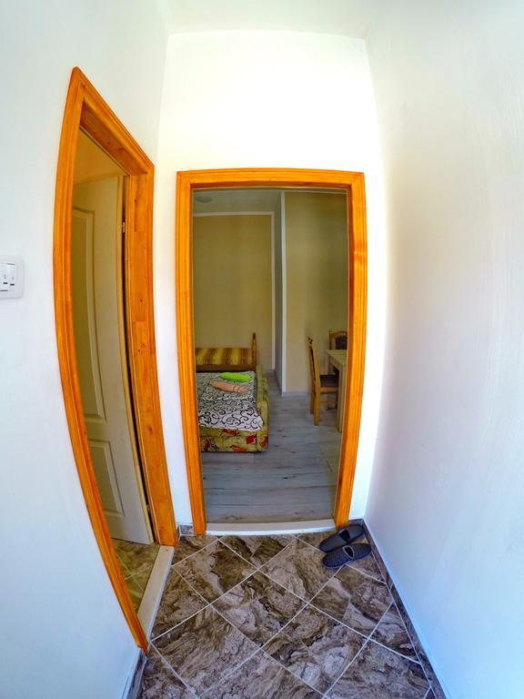 Apartmani Kosjerina เทรบินเย ภายนอก รูปภาพ