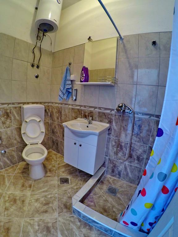 Apartmani Kosjerina เทรบินเย ภายนอก รูปภาพ
