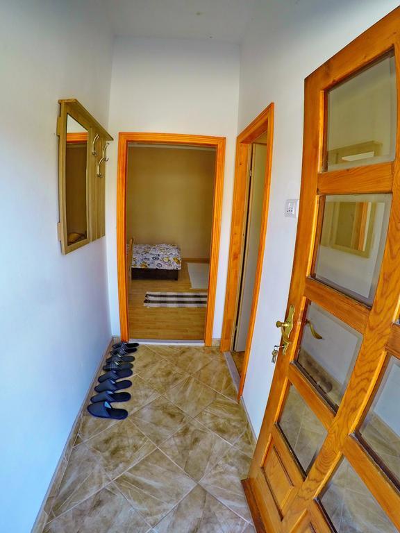 Apartmani Kosjerina เทรบินเย ภายนอก รูปภาพ