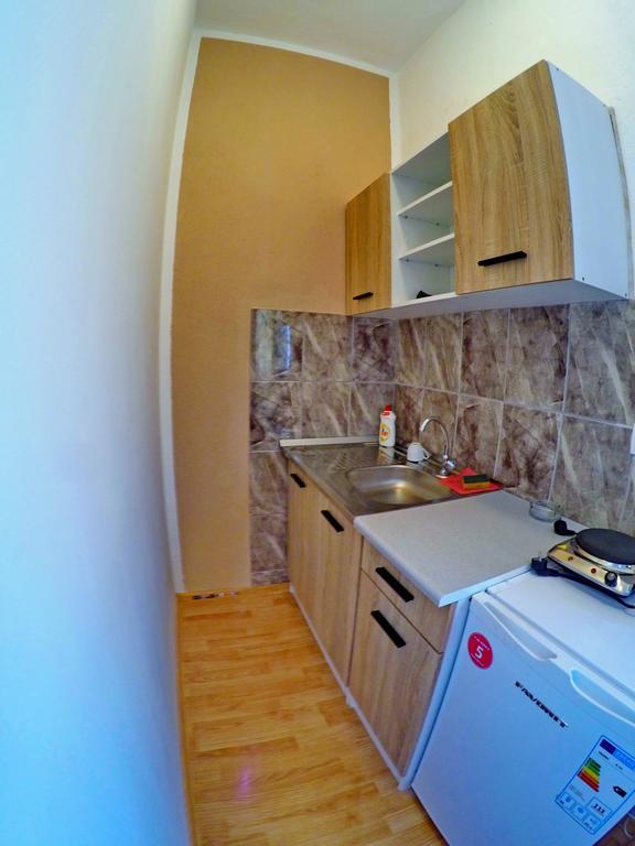 Apartmani Kosjerina เทรบินเย ภายนอก รูปภาพ